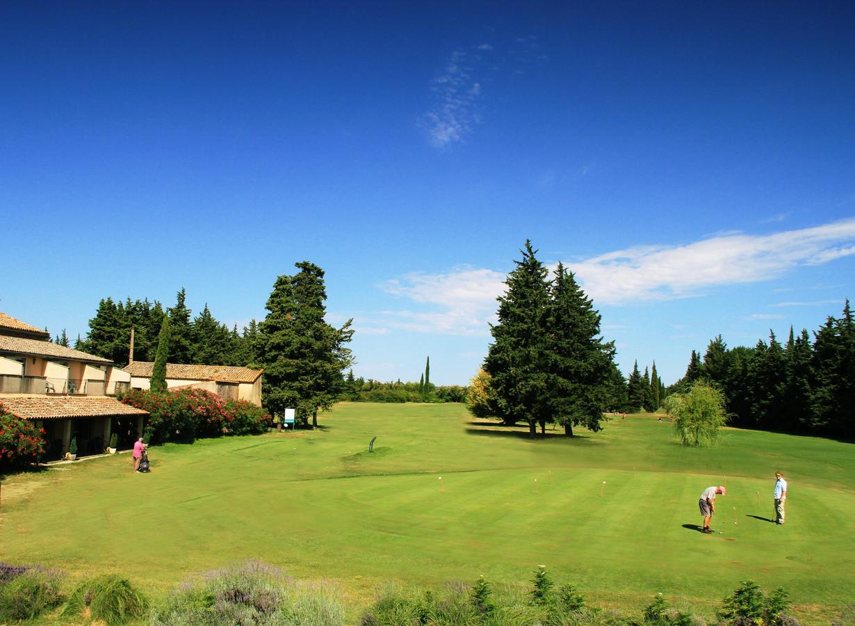 Golf Club D'uzes Bed & Breakfast *
